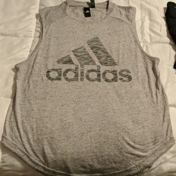 Adidas work out set - Picture 2 of 6